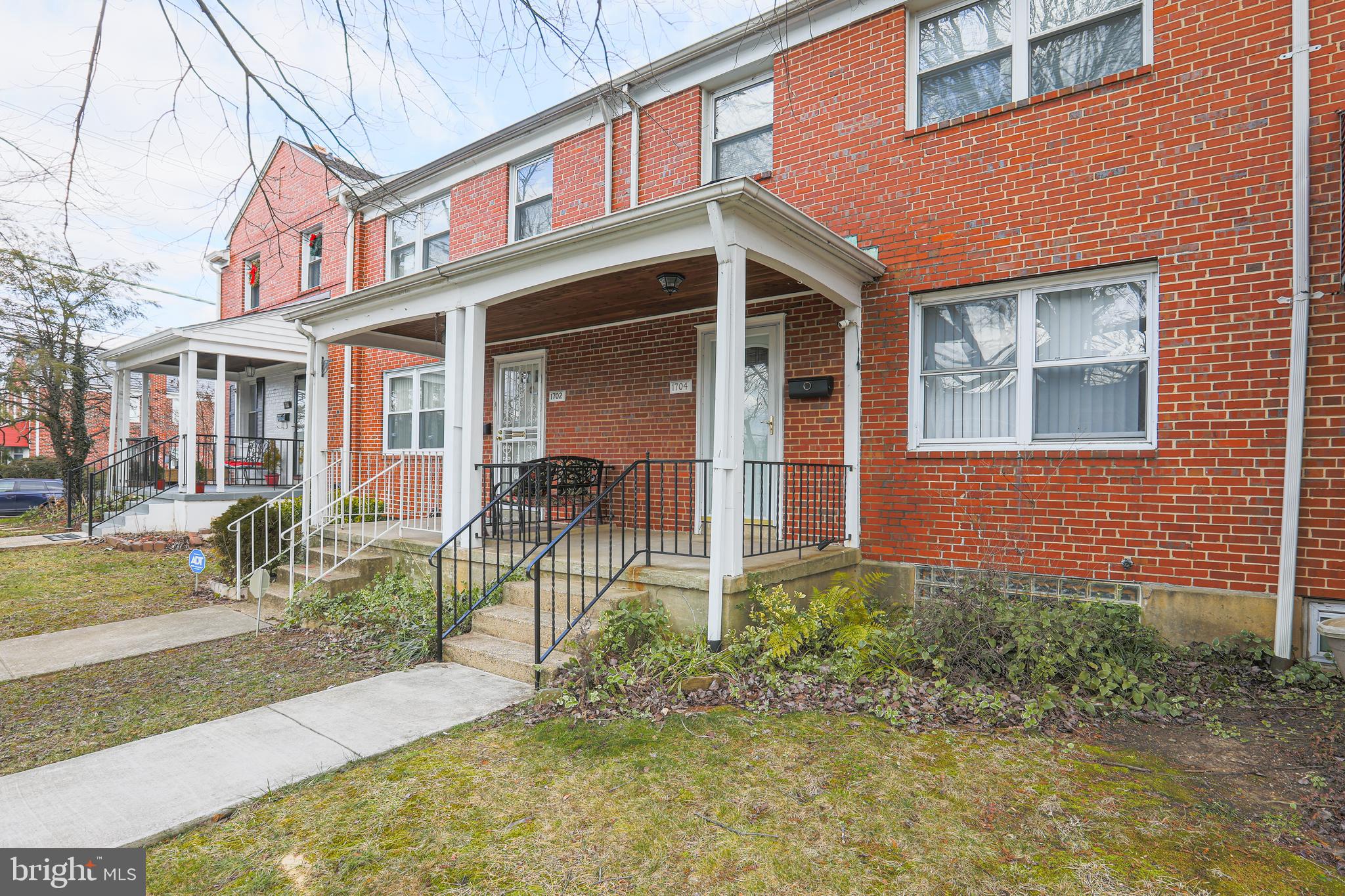 1704 Ingram Road Baltimore, MD 21239 - Photo 3 of 33