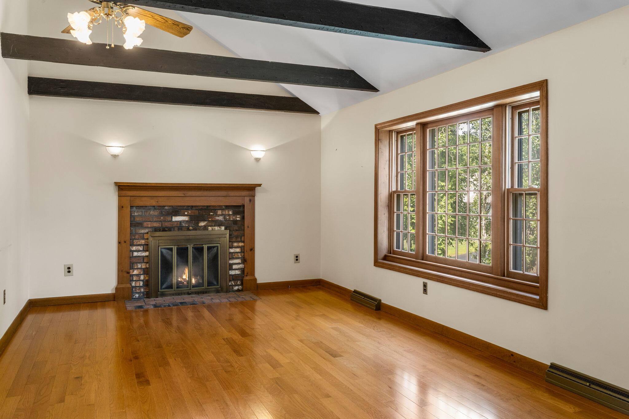 89 Pompano Road Yarmouth Port, MA 02675 - Photo 6 of 41 Living Room