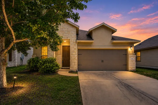 $2,400 | 356 Quarry Lane, Liberty Hill, TX 78642