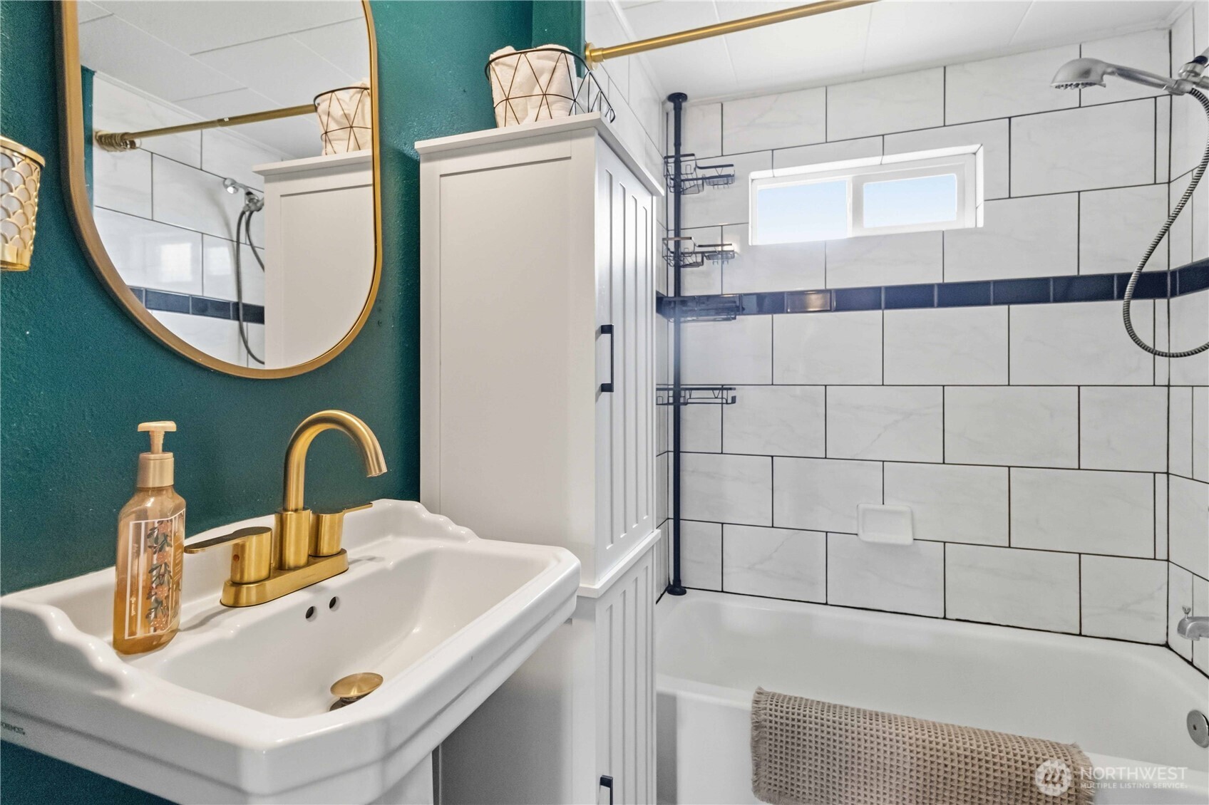 3007 Columbia Heights Road Longview, WA 98632 - Photo 17 of 33