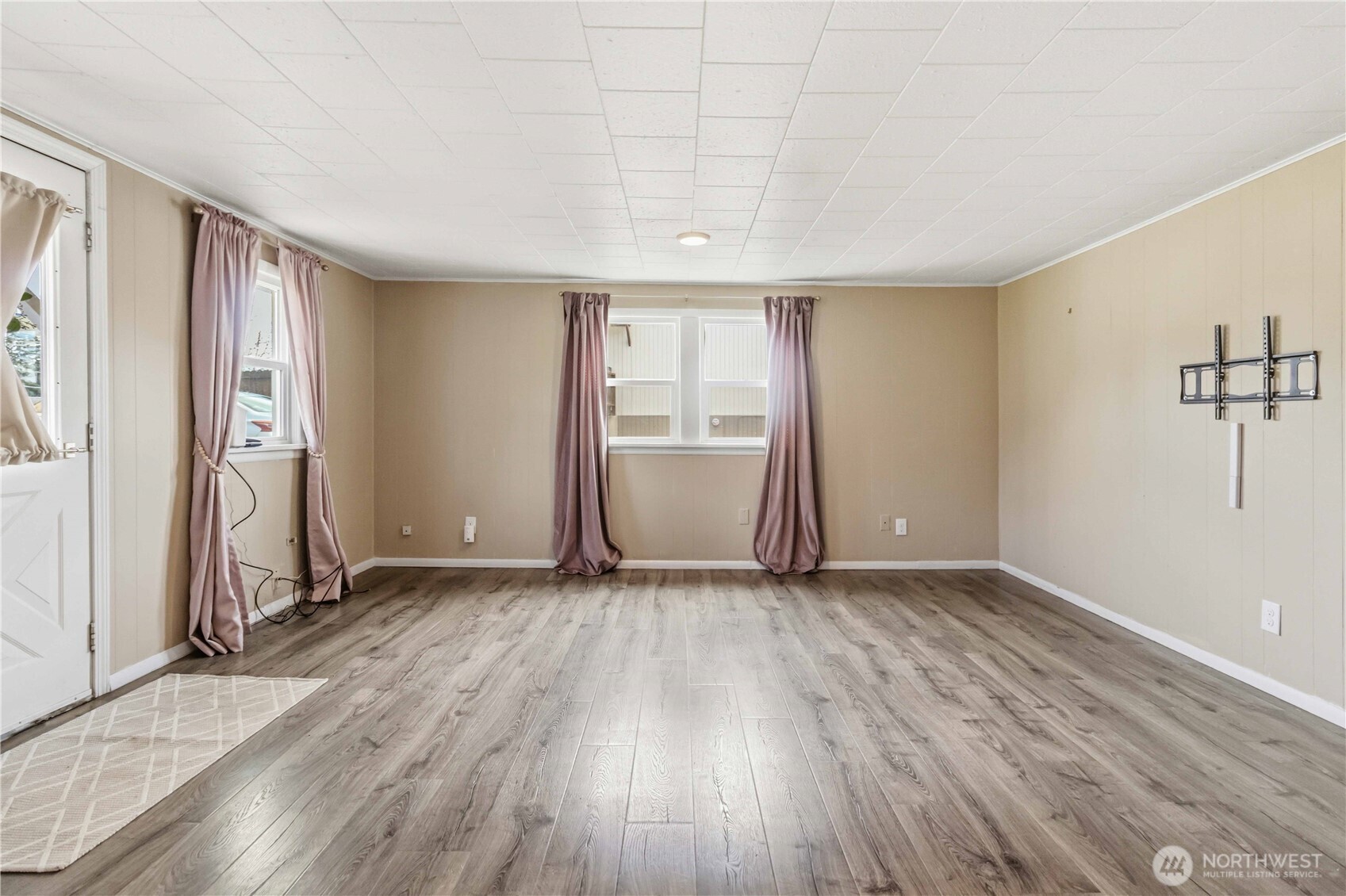 3007 Columbia Heights Road Longview, WA 98632 - Photo 6 of 33