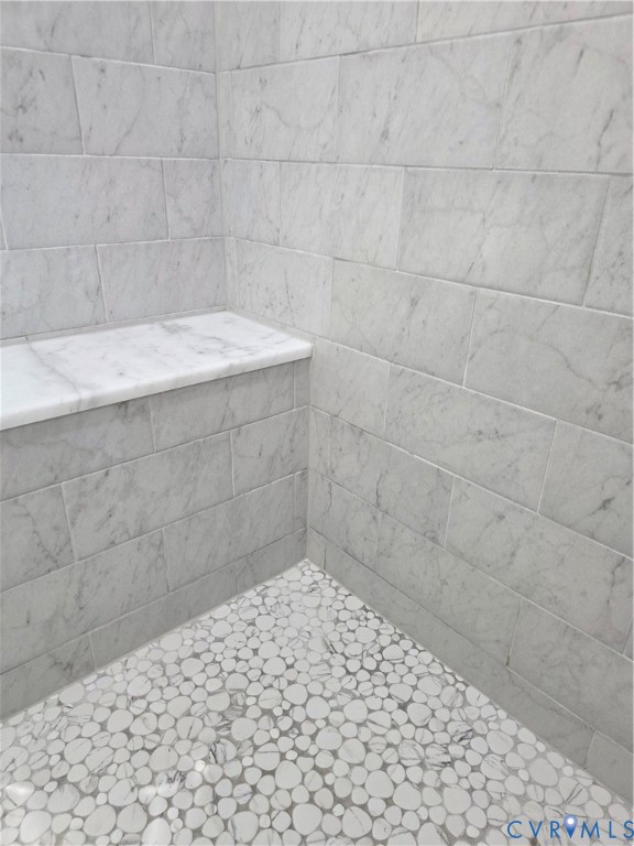 8511 Peaks Road Hanover, VA 23069 - Photo 31 of 43 Ceramic Tile Detail in Primary Shower