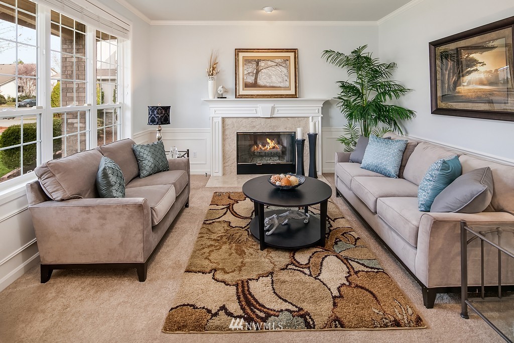 20817 39th Drive Southeast Bothell, WA 98021 - Photo 5 of 25 Gallery Image 5