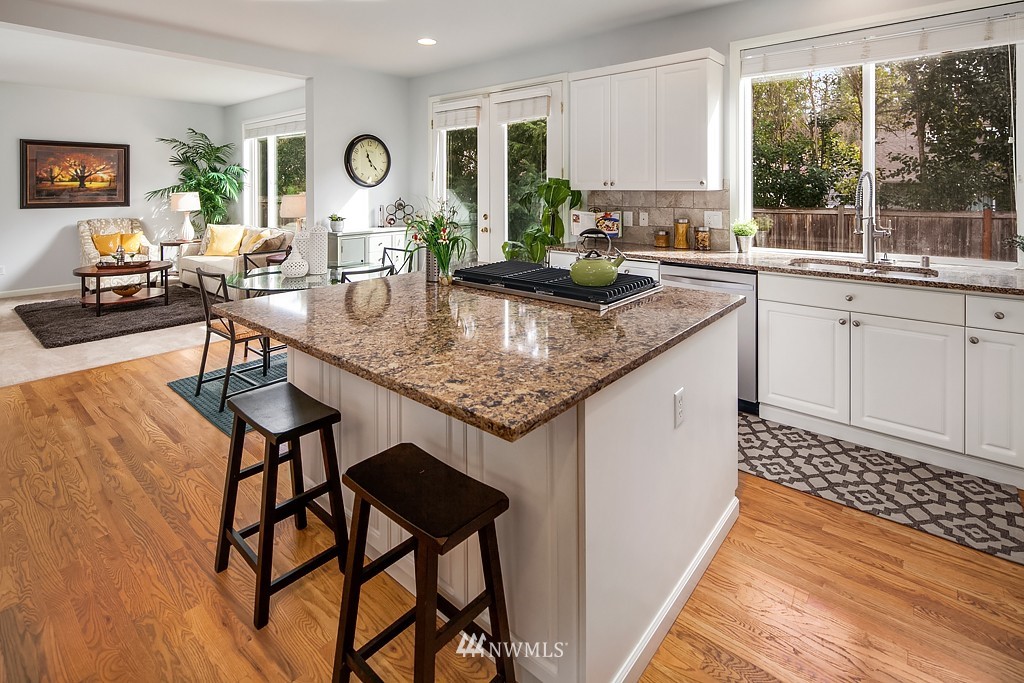 20817 39th Drive Southeast Bothell, WA 98021 - Photo 7 of 25 Gallery Image 7