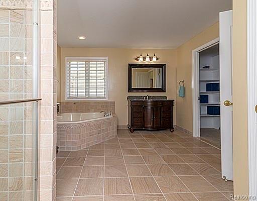 17186 Orchard Ridge Road Northville, MI 48168 - Photo 54 of 90 new_20180906_tfn_5155.jpg