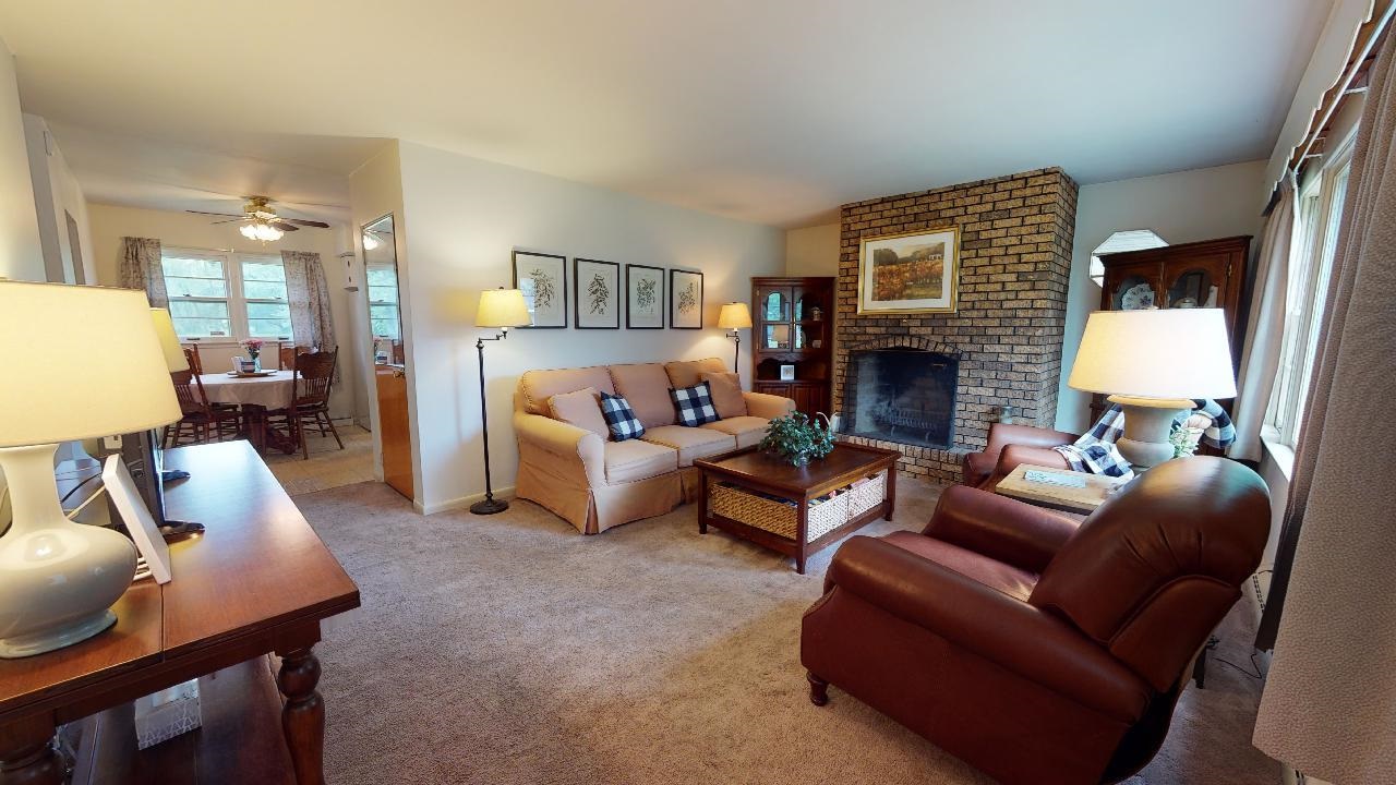 23573 Brick Road South Bend, IN 46628 - Photo 2 of 32 Gallery Image 2