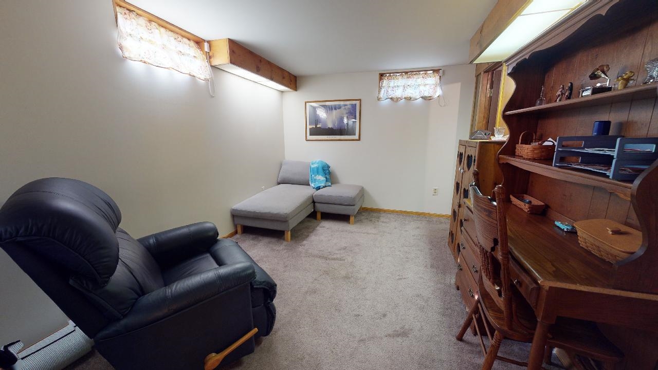 23573 Brick Road South Bend, IN 46628 - Photo 17 of 32 Gallery Image 17