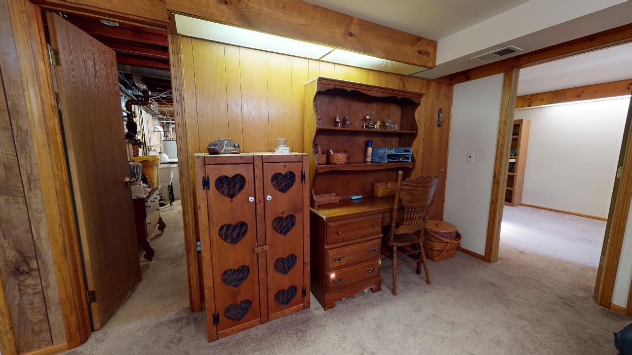 23573 Brick Road South Bend, IN 46628 - Photo 18 of 32 Gallery Image 18