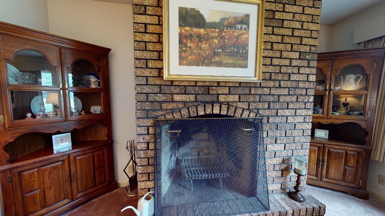 23573 Brick Road South Bend, IN 46628 - Photo 4 of 32 Gallery Image 4