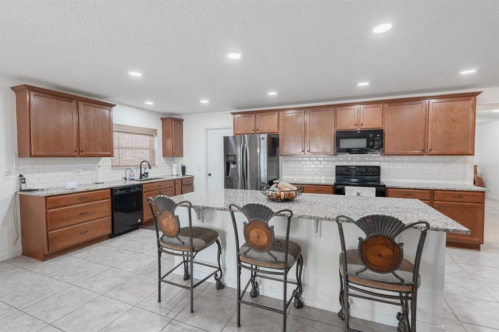 11331 Brighton Knoll Loop Riverview, FL 33579 - Photo 5 of 62