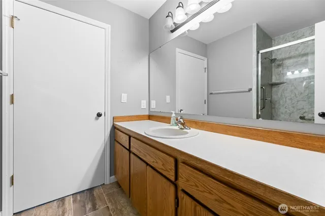 $859,950 | 1710 390th Street South, Roy, WA 98580