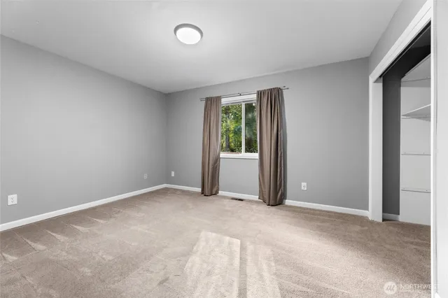 $859,950 | 1710 390th Street South, Roy, WA 98580