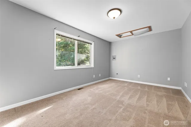 $859,950 | 1710 390th Street South, Roy, WA 98580