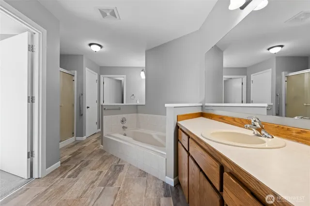 $859,950 | 1710 390th Street South, Roy, WA 98580