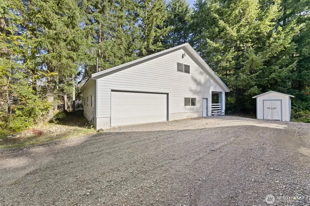 $859,950 | 1710 390th Street South, Roy, WA 98580