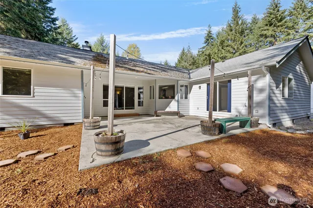 $859,950 | 1710 390th Street South, Roy, WA 98580