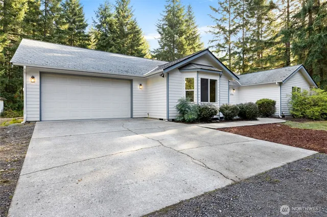 $859,950 | 1710 390th Street South, Roy, WA 98580