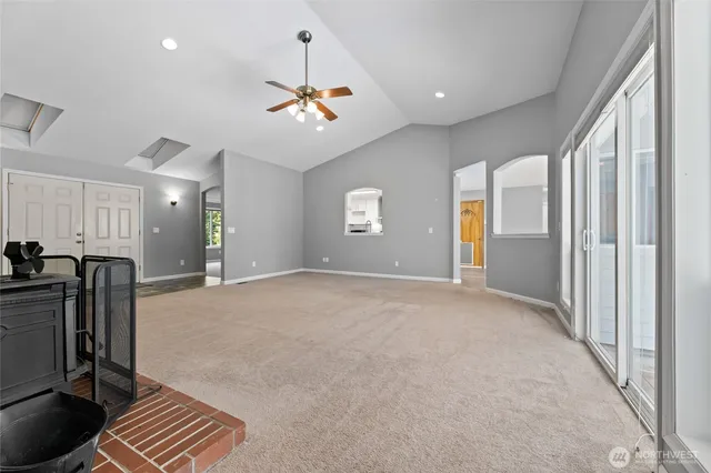 $859,950 | 1710 390th Street South, Roy, WA 98580