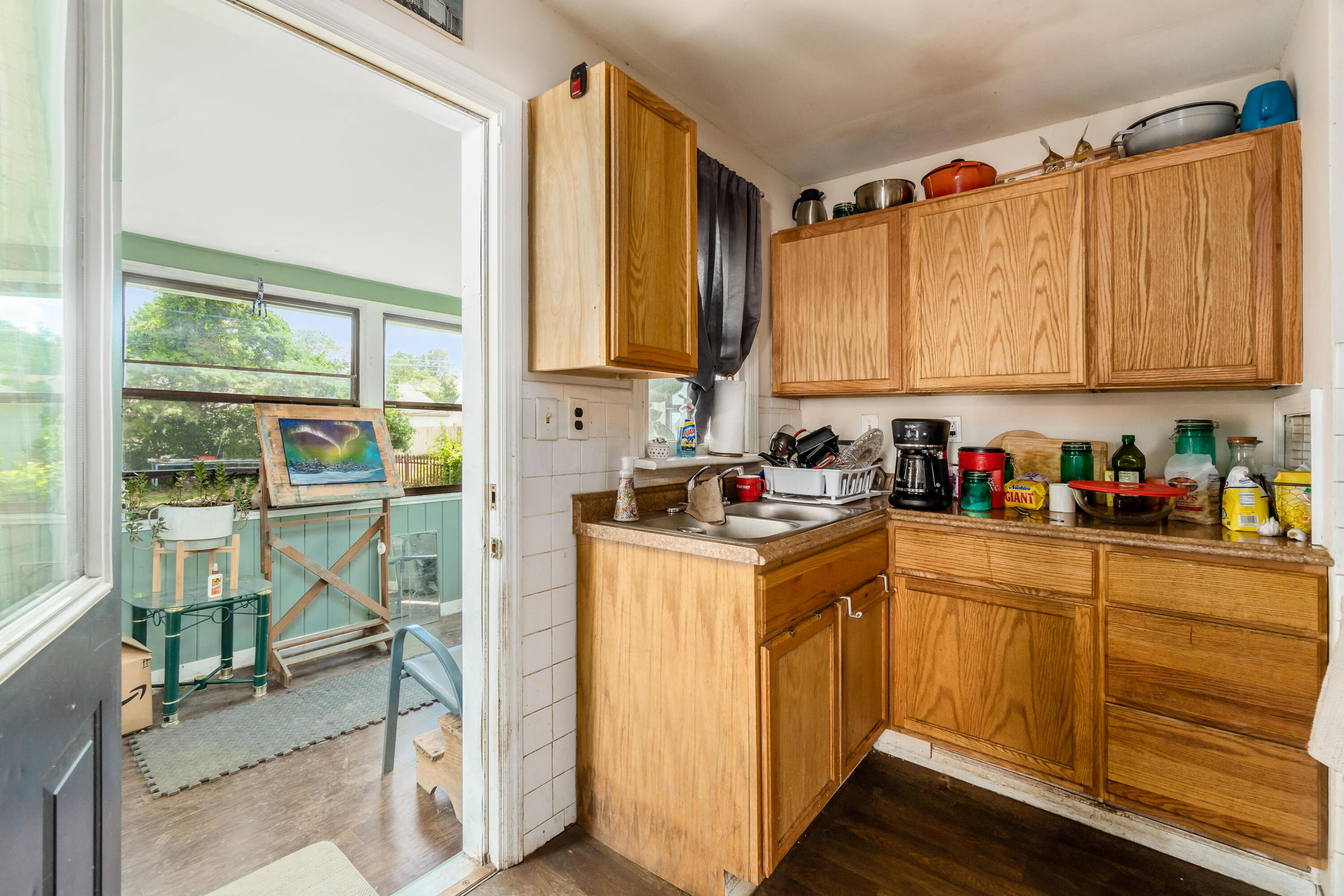 1807 Huy Road Columbus, OH 43224 - Photo 8 of 24 Gallery Image 8