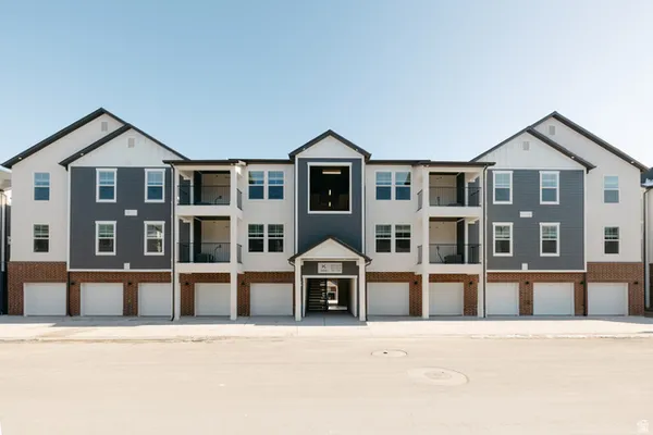 $329,900 | 858 Coulsen Drive, Unit K101, Saratoga Springs, UT 84045