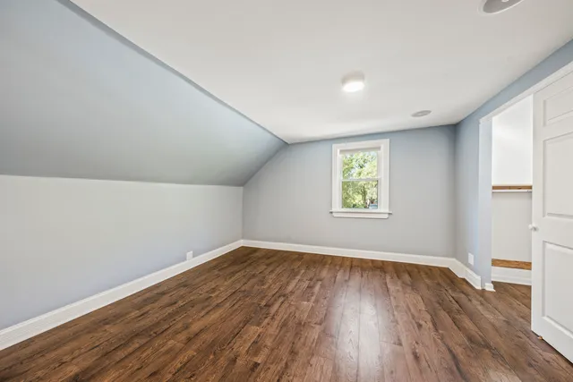 $364,900 | 9725 Normandy Avenue, Oak Lawn, IL 60453