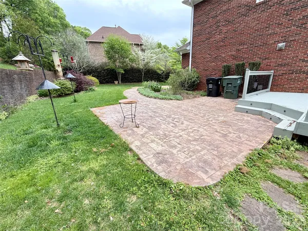 $635,000 | 5954 Rathlin Court Northwest, Concord, NC 28027