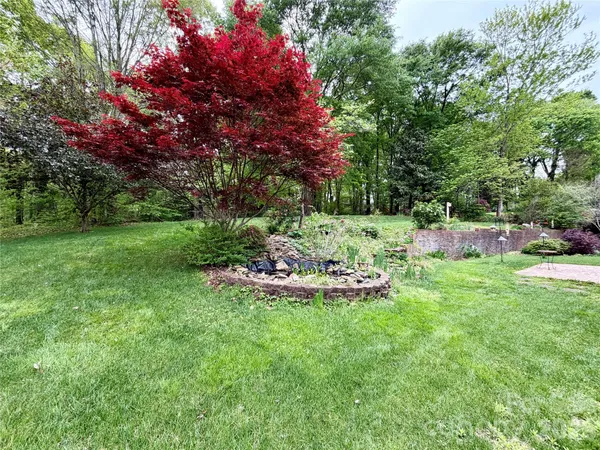 $635,000 | 5954 Rathlin Court Northwest, Concord, NC 28027