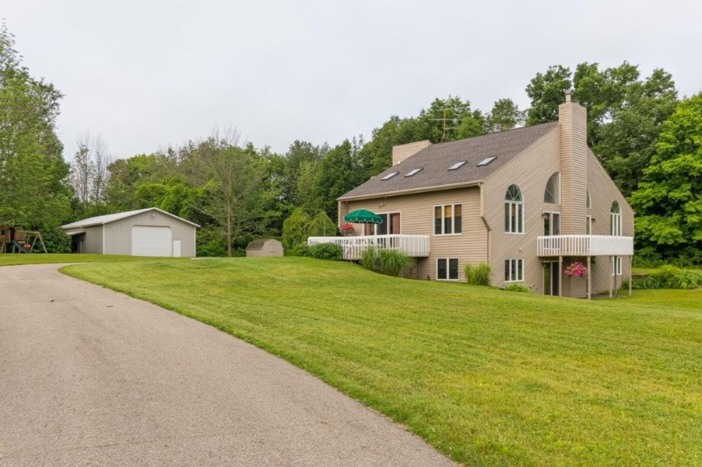 750 Riley Street Hudsonville, MI 49426 - Photo 1 of 32 750-riley-st-1_med