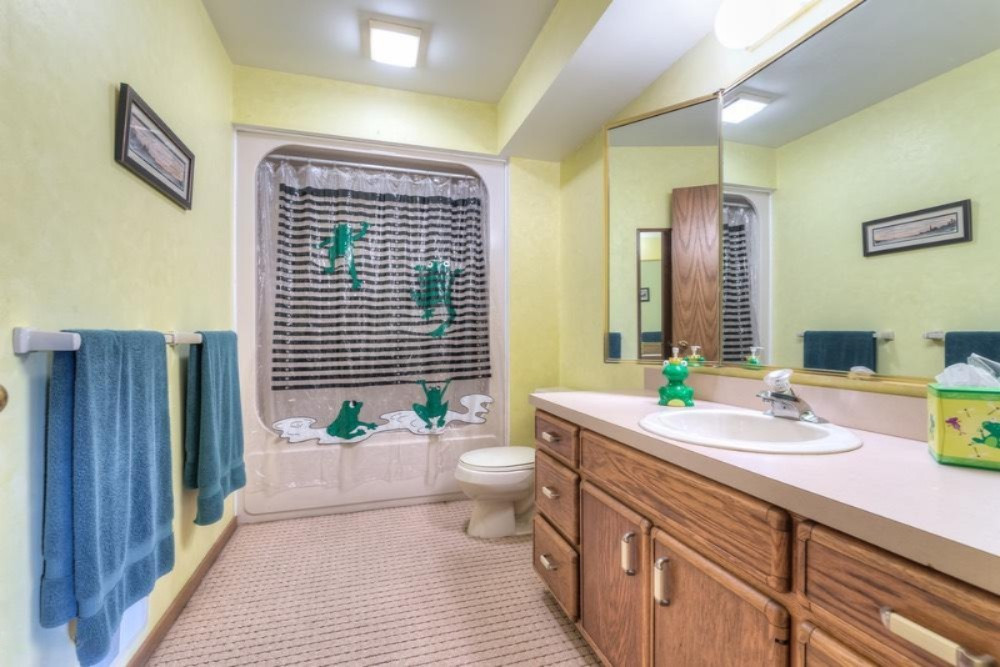 750 Riley Street Hudsonville, MI 49426 - Photo 30 of 32 750-riley-st-36_med