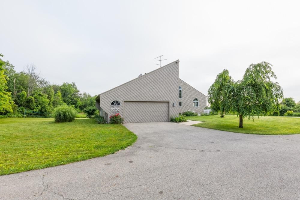 750 Riley Street Hudsonville, MI 49426 - Photo 4 of 32 750-riley-st-11_med