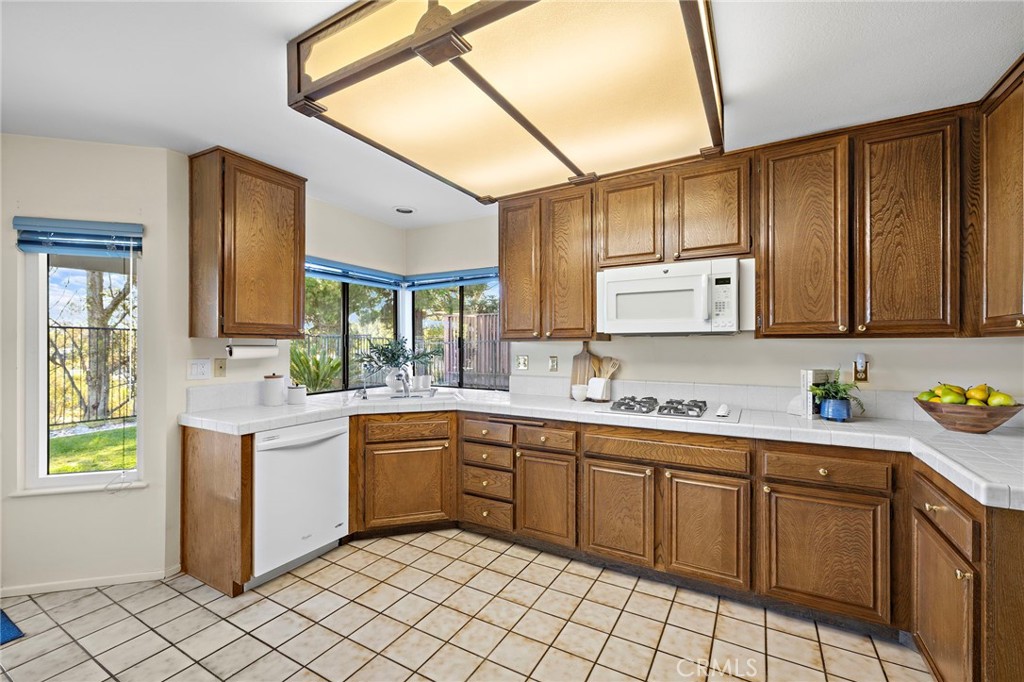 2000 Shaded Wood Road Diamond Bar, CA 91765 - Photo 12 of 31 Gallery Image 12