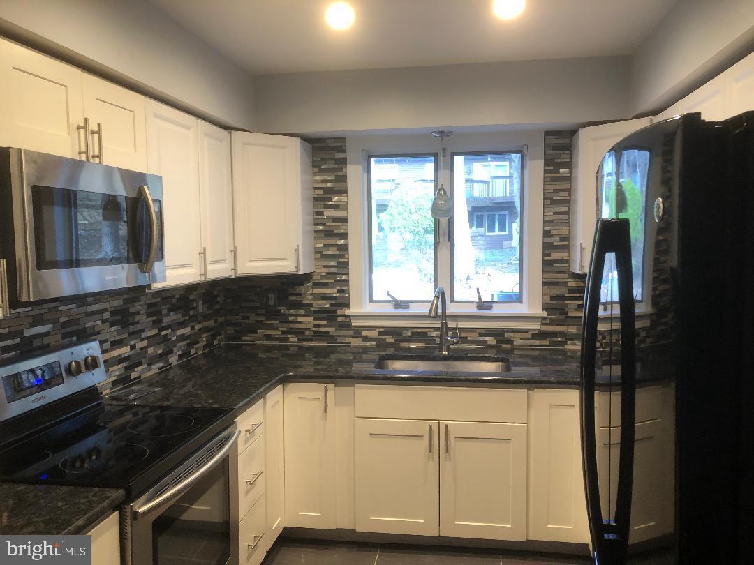 5520 Doral Drive Wilmington, DE 19808 - Photo 2 of 19