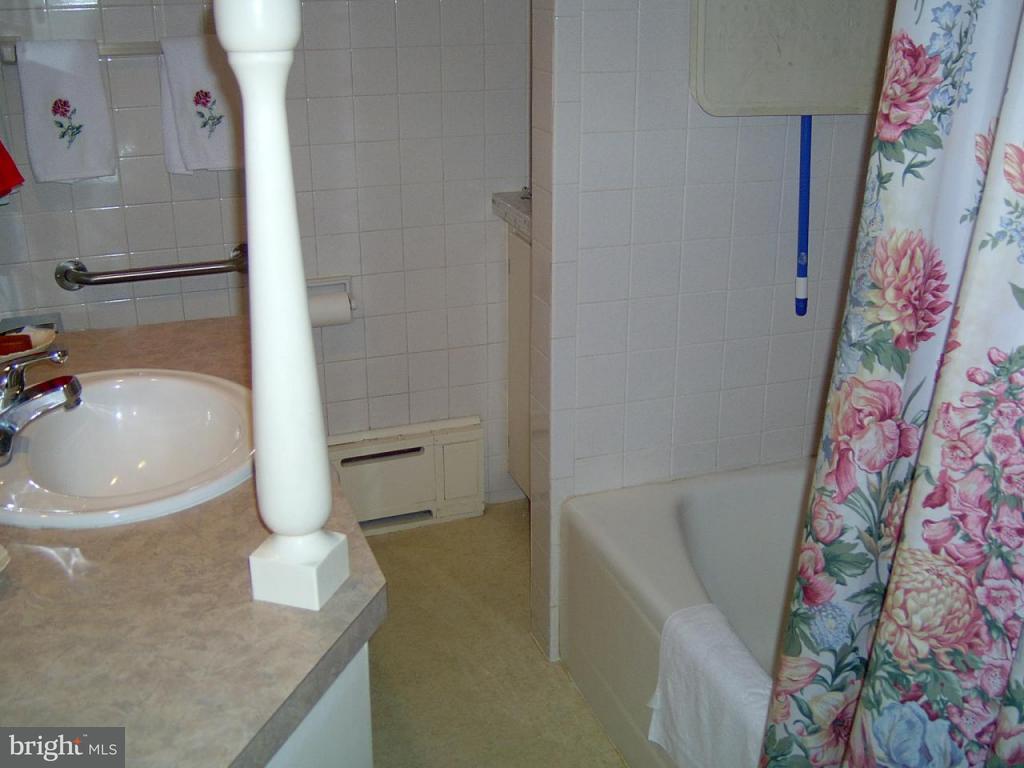 1050 Cornwall Road Lebanon, PA 17042 - Photo 9 of 36 Gallery Image 9