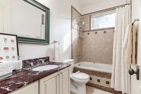 $1,390,000 | 2320 West Charleston Street, Chicago, IL 60647