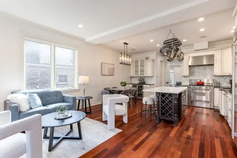 $1,390,000 | 2320 West Charleston Street, Chicago, IL 60647