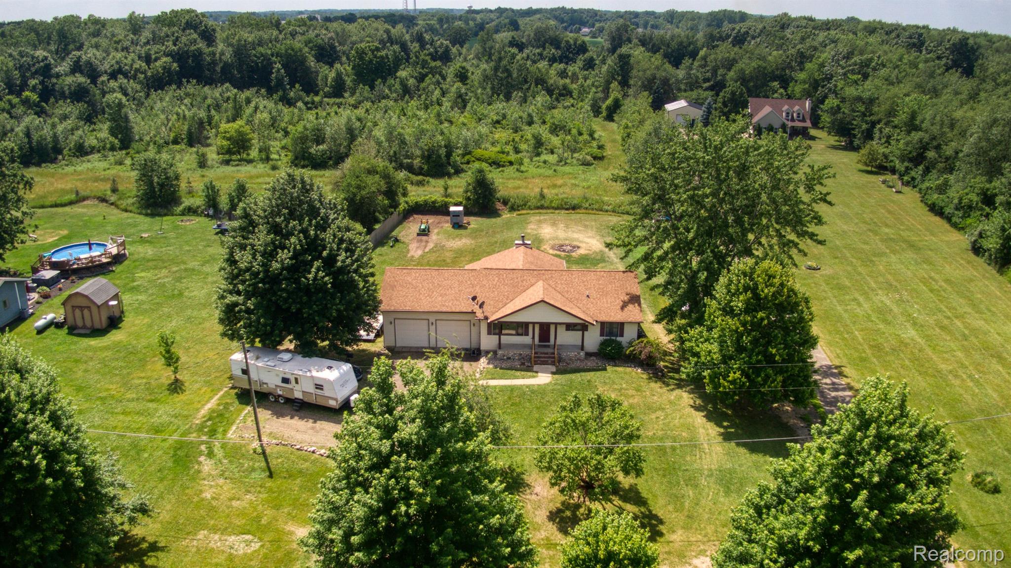 3611 Hogback Road Fowlerville, MI 48836 - Photo 13 of 22 Gallery Image 13