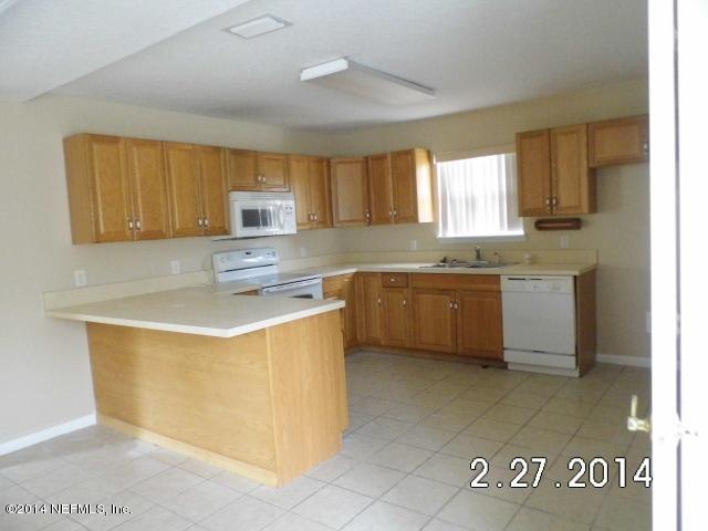 5192 Country Estates Road Middleburg, FL 32068 - Photo 4 of 11 kitchen