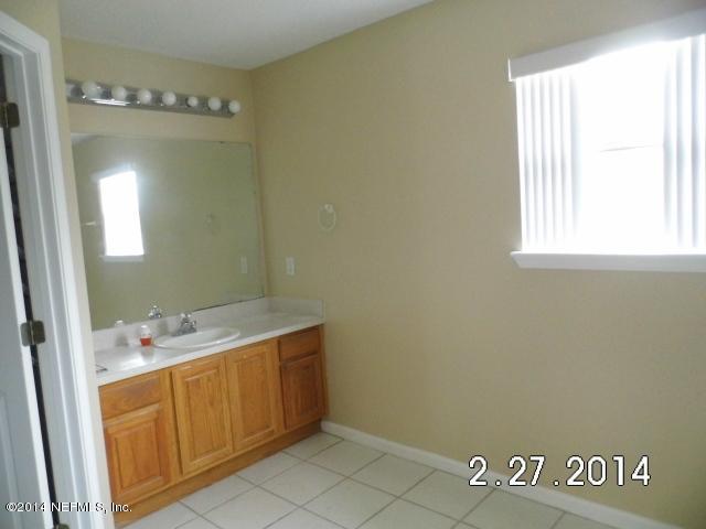 5192 Country Estates Road Middleburg, FL 32068 - Photo 7 of 11 master bath 1