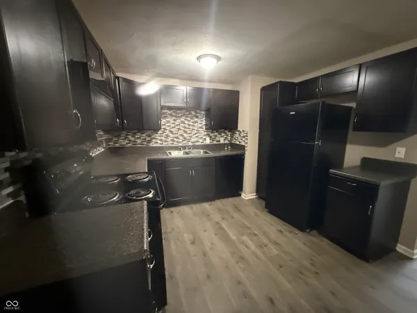 $214,900 | 1717 South 9th Avenue, Beech Grove, IN 46107