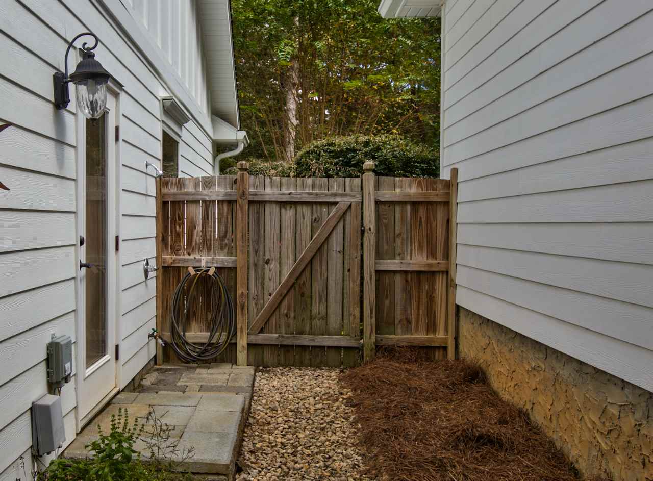4471 Amber Valley Road Tallahassee, FL 32312 - Photo 4 of 25 Gallery Image 4