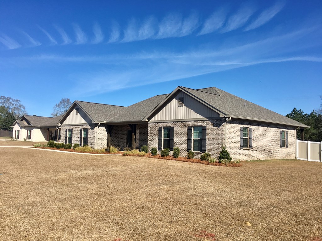 102 Folsom Road Dothan, AL 36301 - Photo 2 of 42