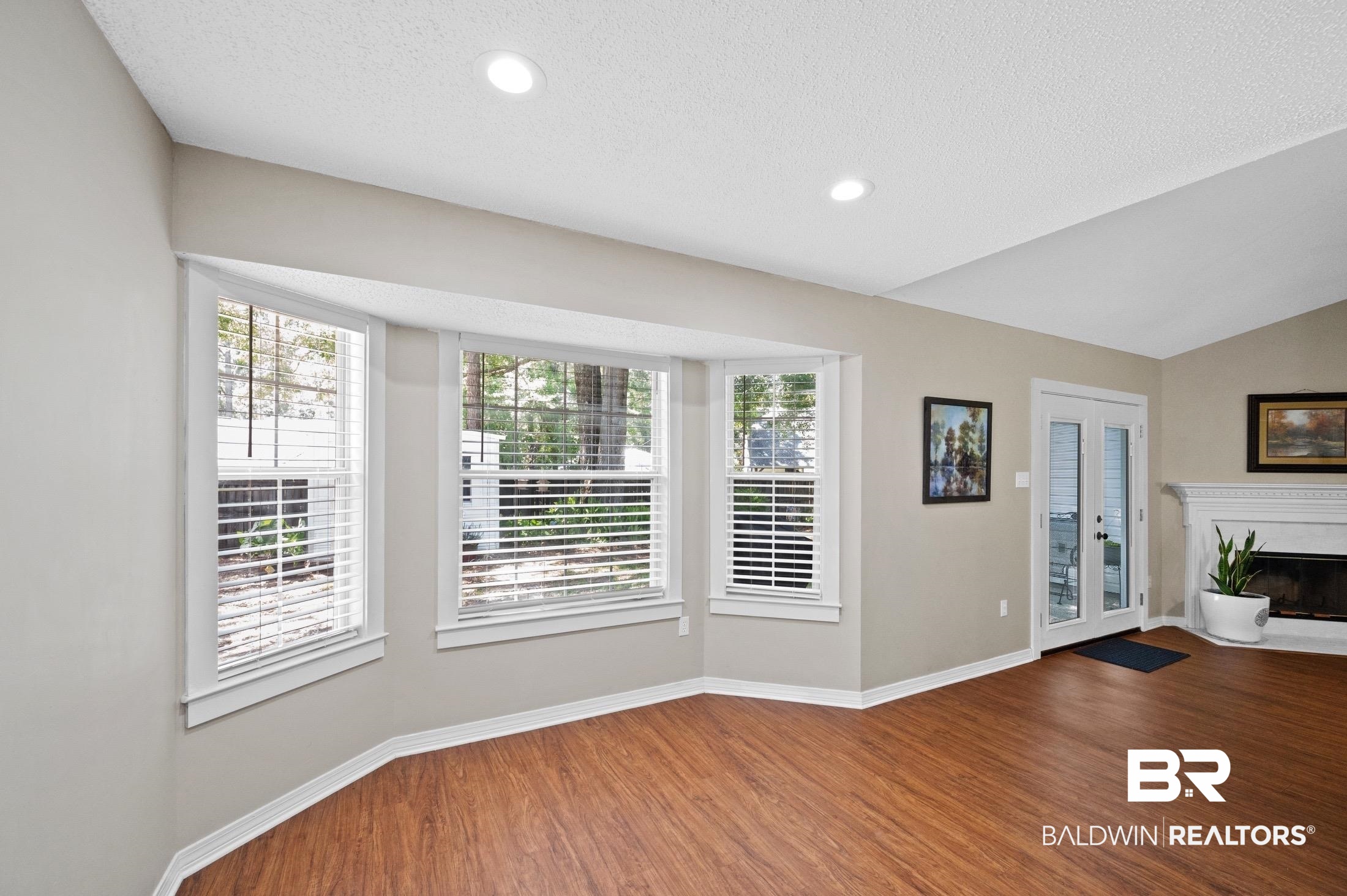 117 Montclair Loop Daphne, AL 36526 - Photo 17 of 36 Gallery Image 17