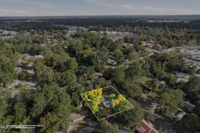 $174,900 | 203 Park Avenue, Hattiesburg, MS 39401