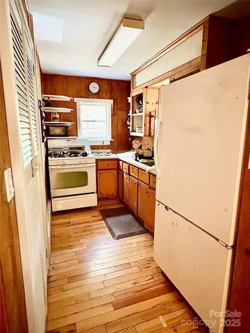 $290,000 | 875 Carson Creek Road, Brevard, NC 28712