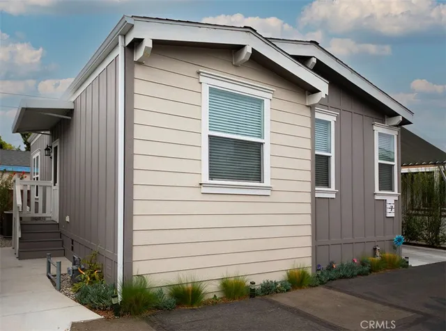 $264,900 | 2103 245th Street, Unit 7, Lomita, CA 90717