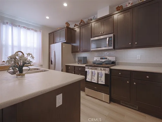 $250,000 | 2103 245th Street, Unit 7, Lomita, CA 90717