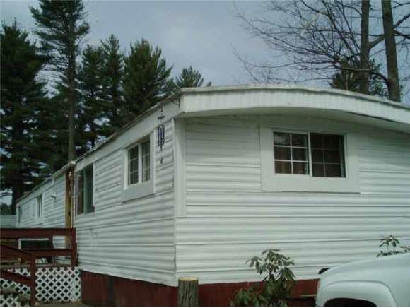 10 Mavis Avenue Rochester, NH 03839 - Photo 1 of 1
