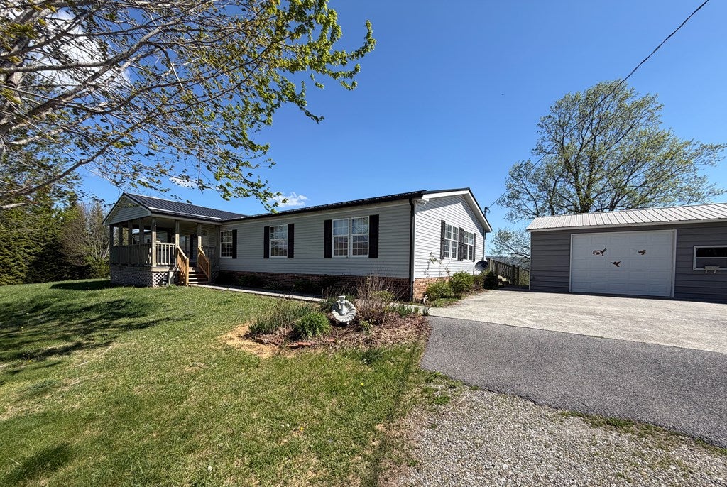 7382 Flat Ridge Road Troutdale, VA 24378 - Photo 32 of 35 Gallery Image 32