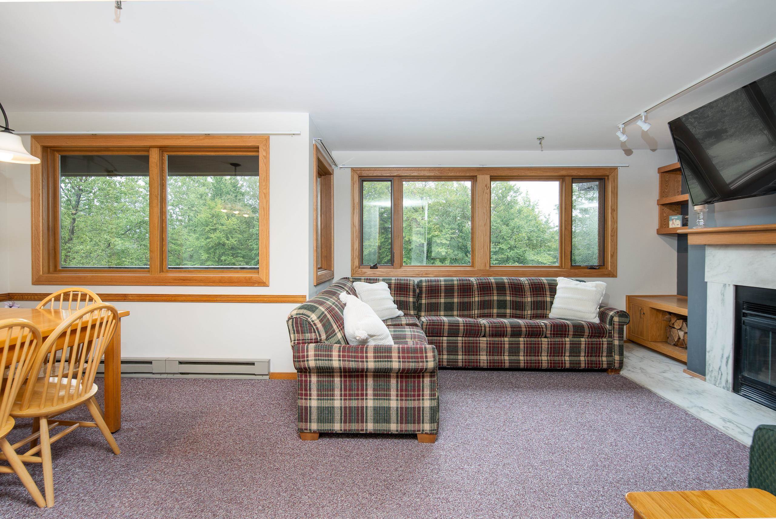 118 High Ridge Road, Unit E18 Killington, VT 05751 - Photo 10 of 39