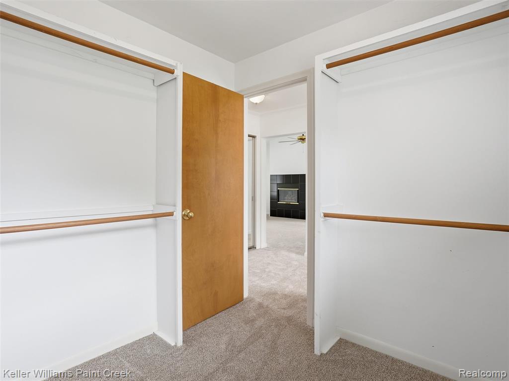 436 Broadleaf Drive Rochester, MI 48306 - Photo 29 of 41